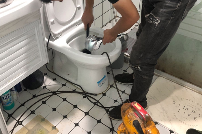 满城疏通下水道