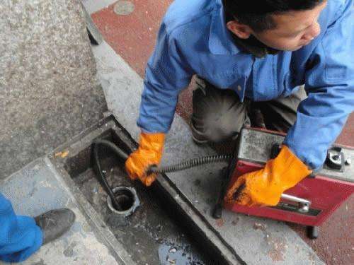 满城疏通下水道